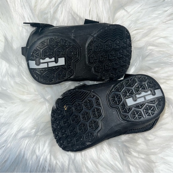 Toddler Nike Lebron Soldier IX - Picture 2 of 5